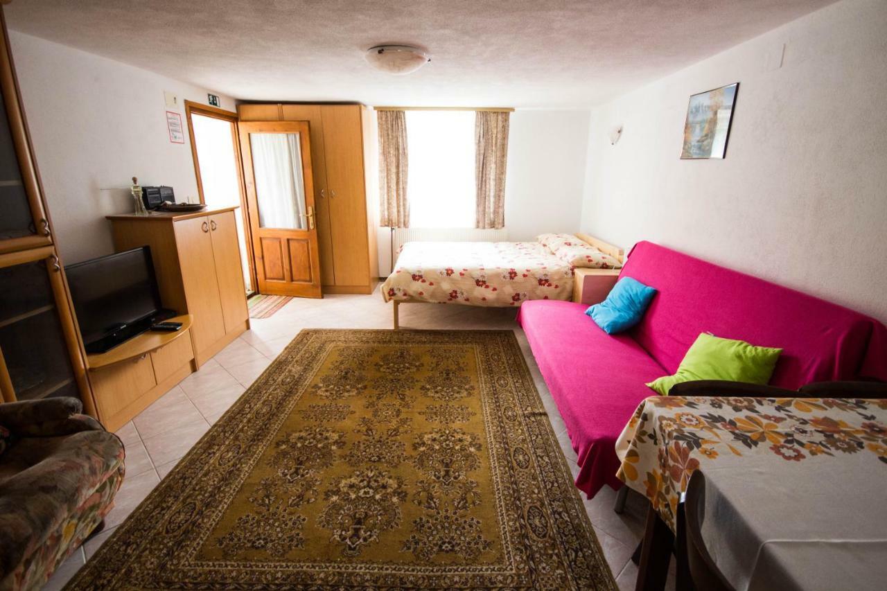 شقة Apartma Kukc II بوويتش المظهر الخارجي الصورة